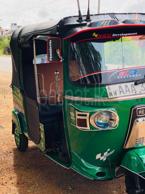Bajaj 4 stroke 2012 - பயன்படுத்தப்பட்டது முச்சக்கர வண்டி sale in Sri Lanka - patpat.lk
