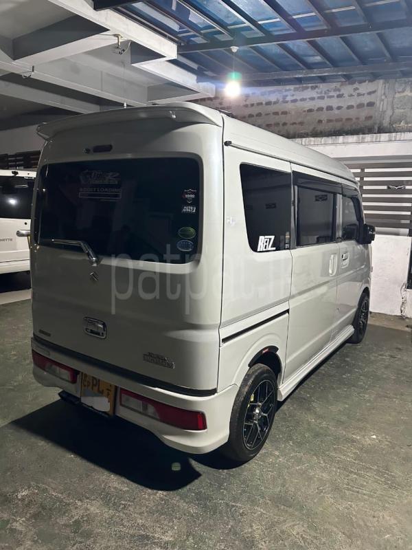 Advertisement image 6