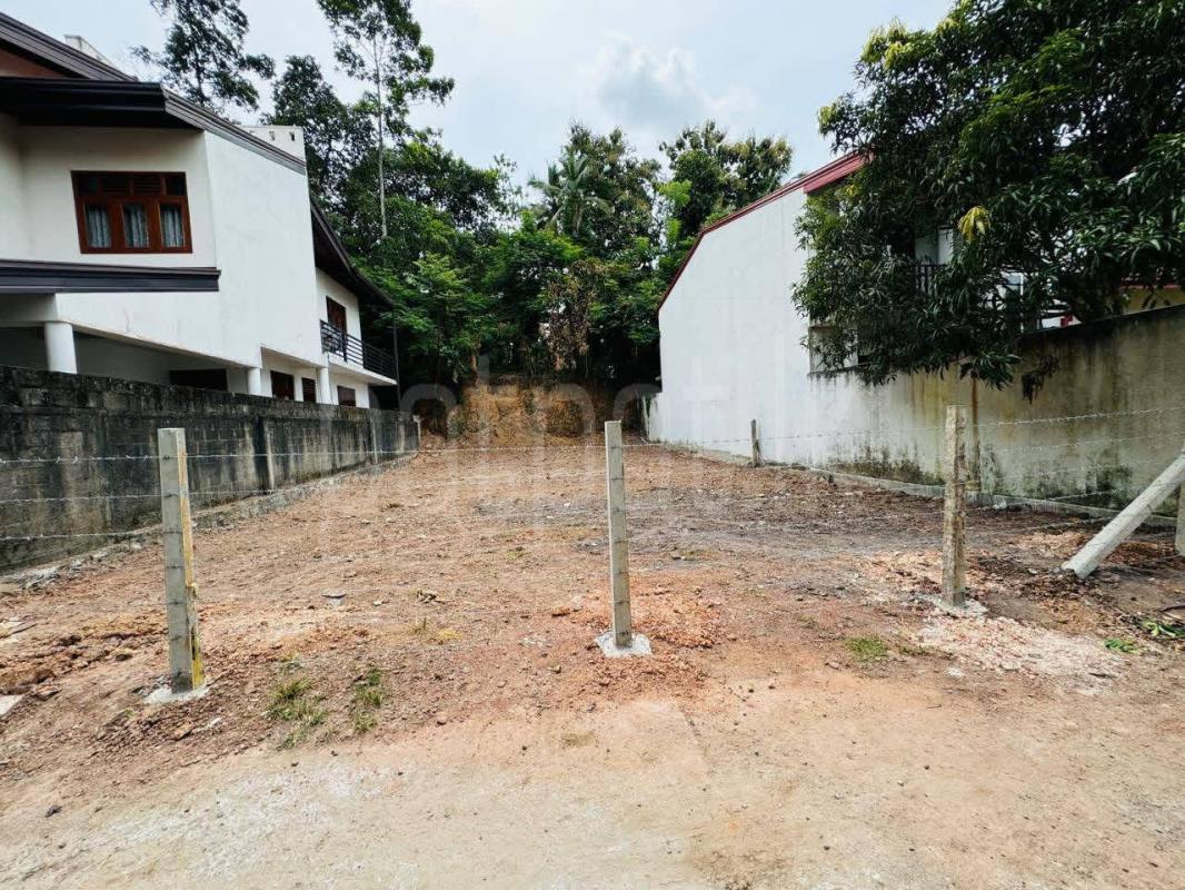 Residential Land for Sale in Makola