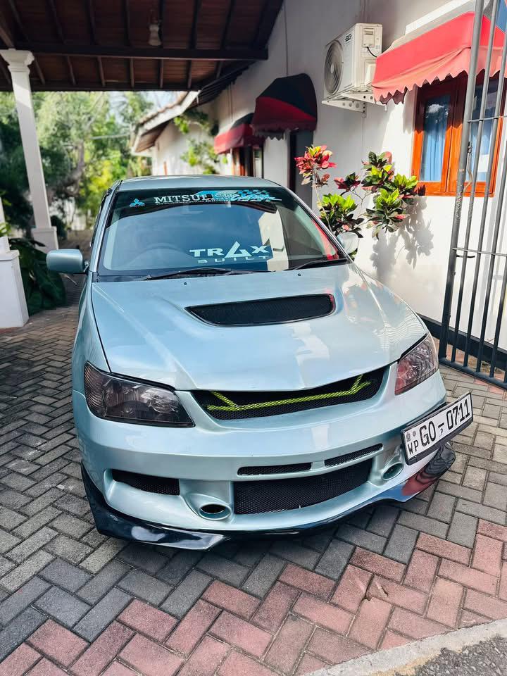 Mitsubishi Lancer 2001 - Used Car sale in Sri Lanka - patpat.lk