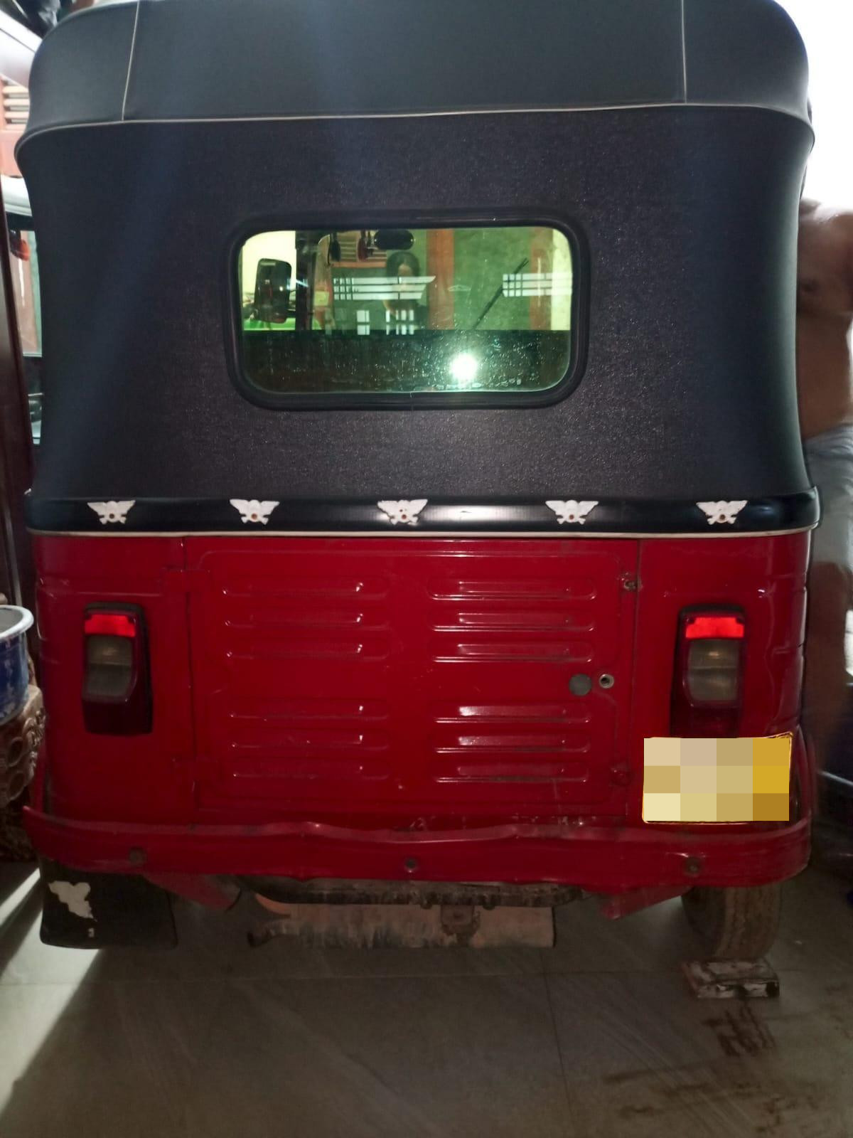 Bajaj Three Wheel 2014 - Used Three wheeler sale in Sri Lanka - patpat.lk