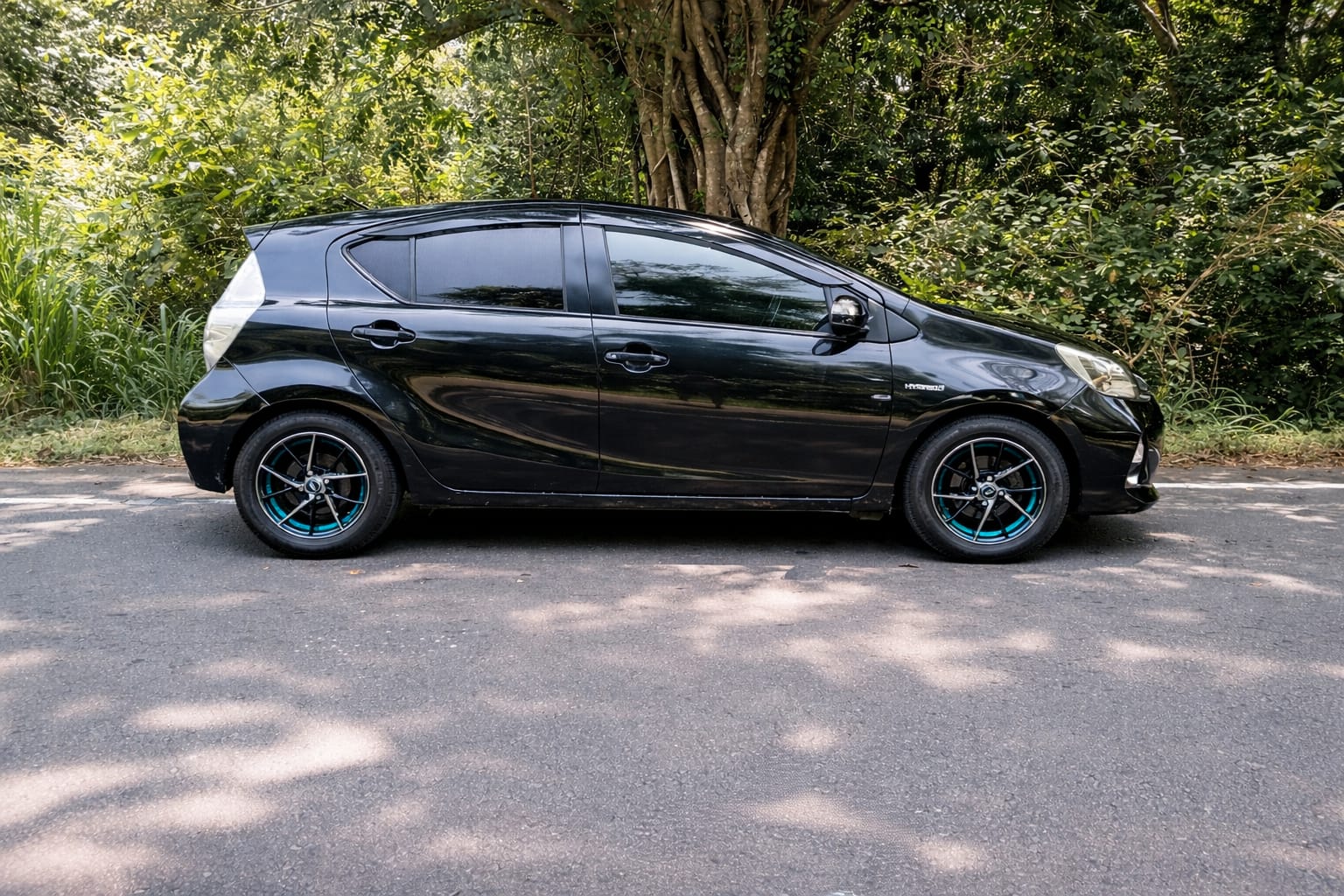 Toyota Aqua 2013 - Used Car sale in Sri Lanka - patpat.lk