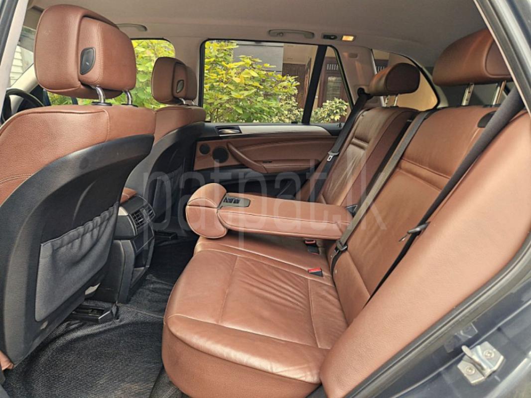 Advertisement image 6