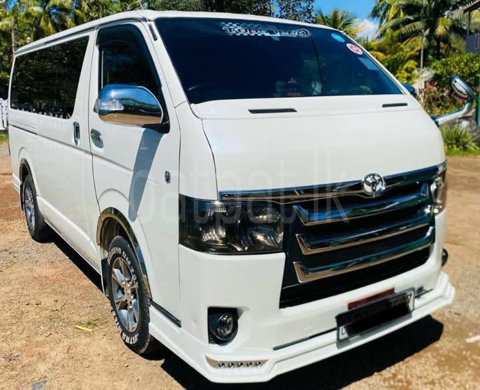 Toyota Hiace 2014 - பயன்படுத்தப்பட்டது வேன் sale in Sri Lanka - patpat.lk