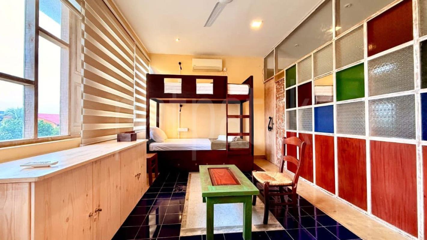 Advertisement image 6