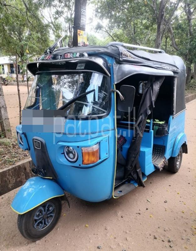 Bajaj Three Wheel 2009 - பயன்படுத்தப்பட்டது முச்சக்கர வண்டி sale in Sri Lanka - patpat.lk