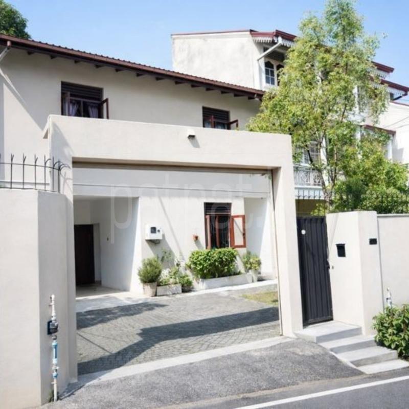 House for Sale in Narahenpita (Colombo 05) ads-image-1