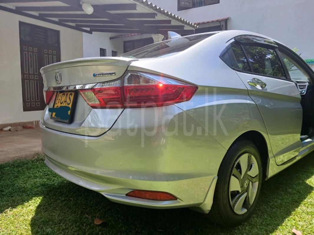 Advertisement image 6