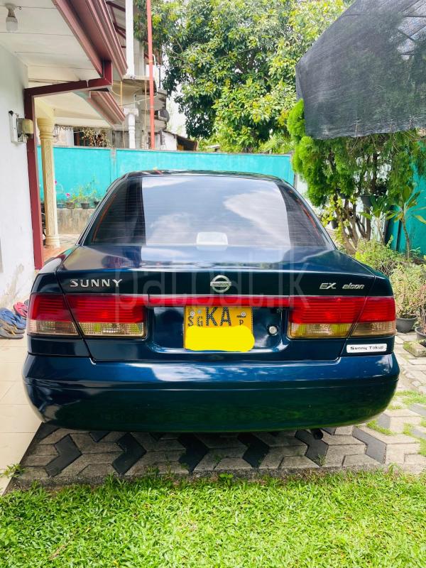 Nissan Sunny 2002 - பயன்படுத்தப்பட்டது கார் sale in Sri Lanka - patpat.lk