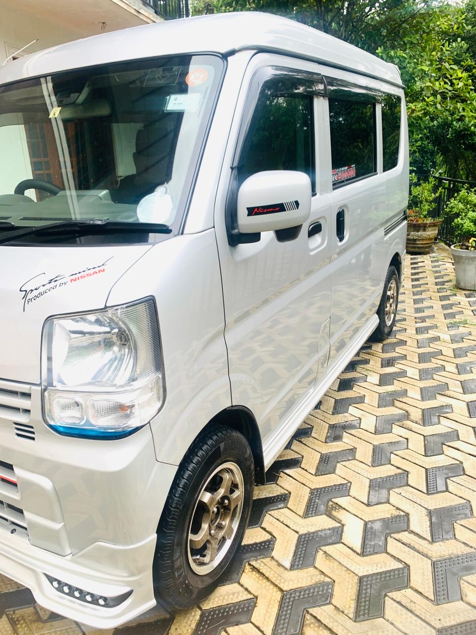 Nissan Clipper 2015 - பயன்படுத்தப்பட்டது கார் sale in Sri Lanka - patpat.lk
