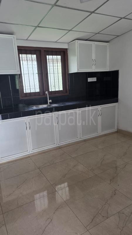 House for Sale in Athurugiriya