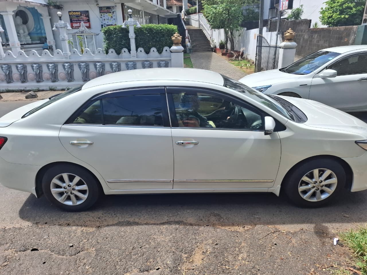 Toyota Premio 2017 - பயன்படுத்தப்பட்டது கார் sale in Sri Lanka - patpat.lk