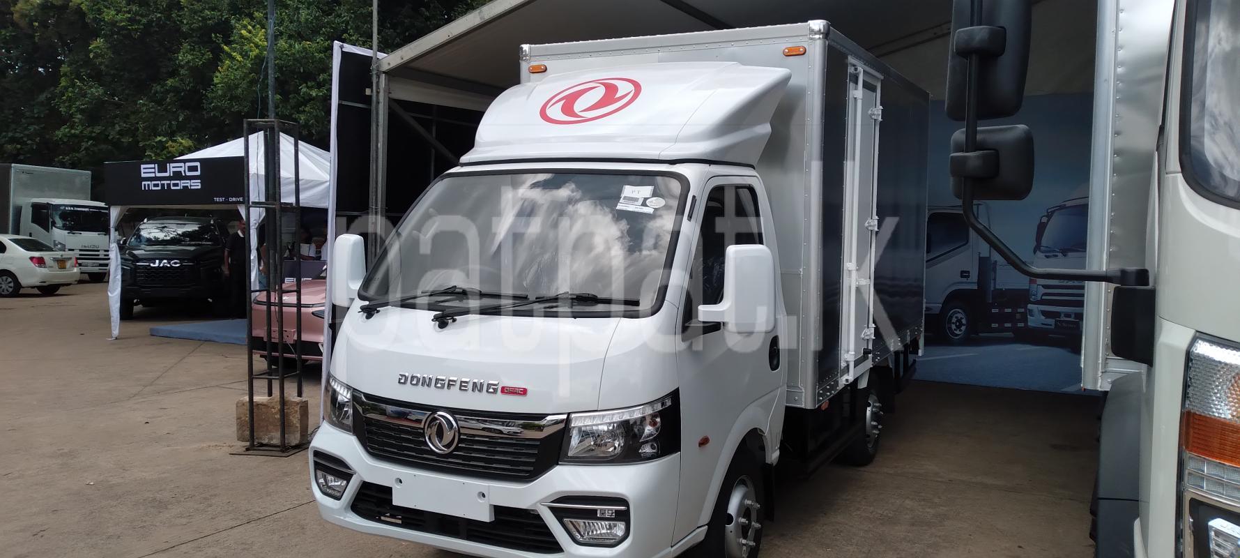 Advertisement image 6