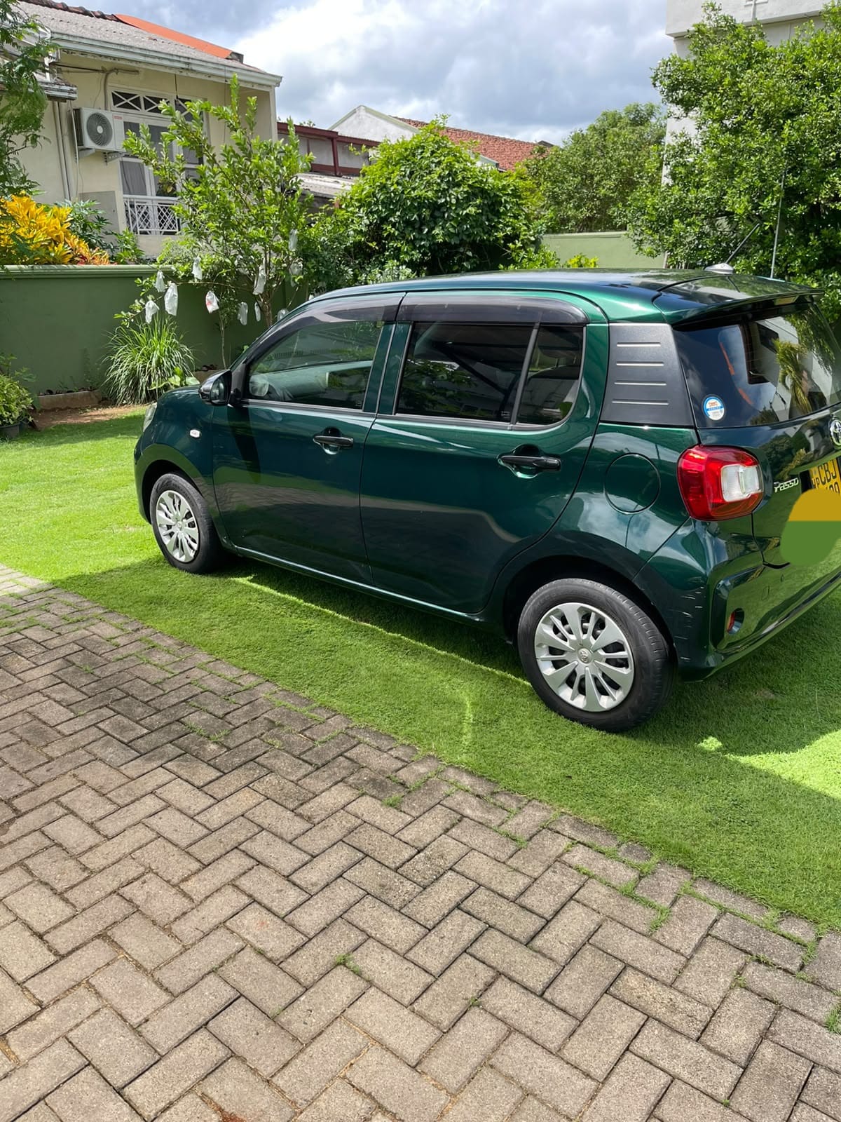 Toyota Passo 2016 - භාවිතා කරන ලද කාර් sale in Sri Lanka - patpat.lk