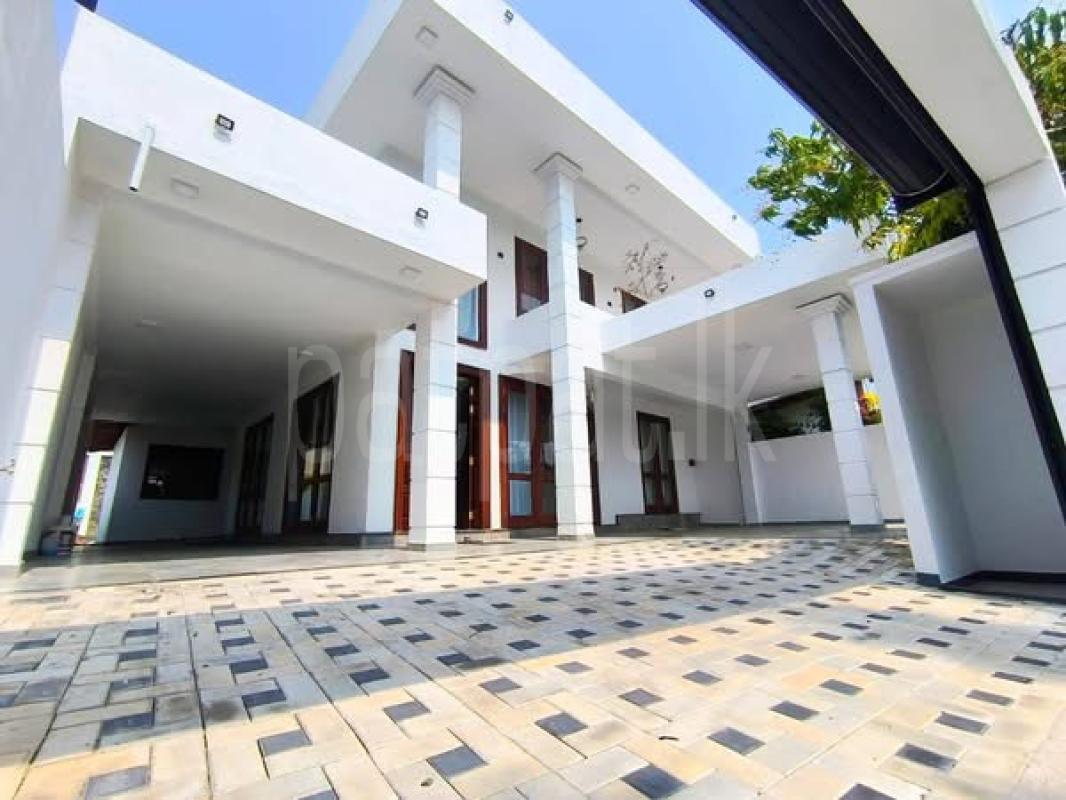 House for Sale in Akuregoda ads-image-1