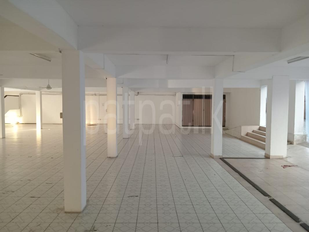 Advertisement image 6