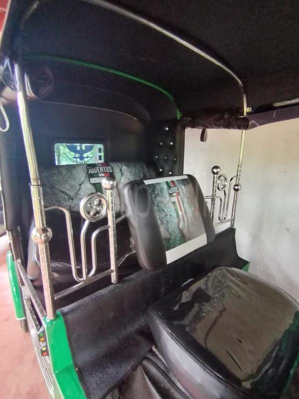Bajaj Three Wheel 2014 - பயன்படுத்தப்பட்டது முச்சக்கர வண்டி sale in Sri Lanka - patpat.lk