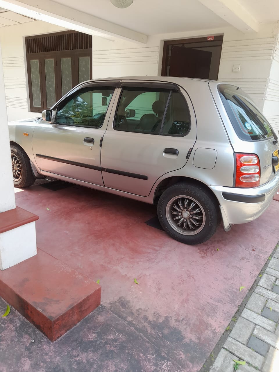 Nissan March 2000 - Used Car sale in Sri Lanka - patpat.lk