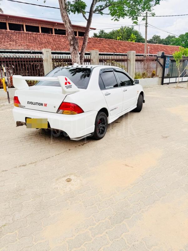 Advertisement image 4