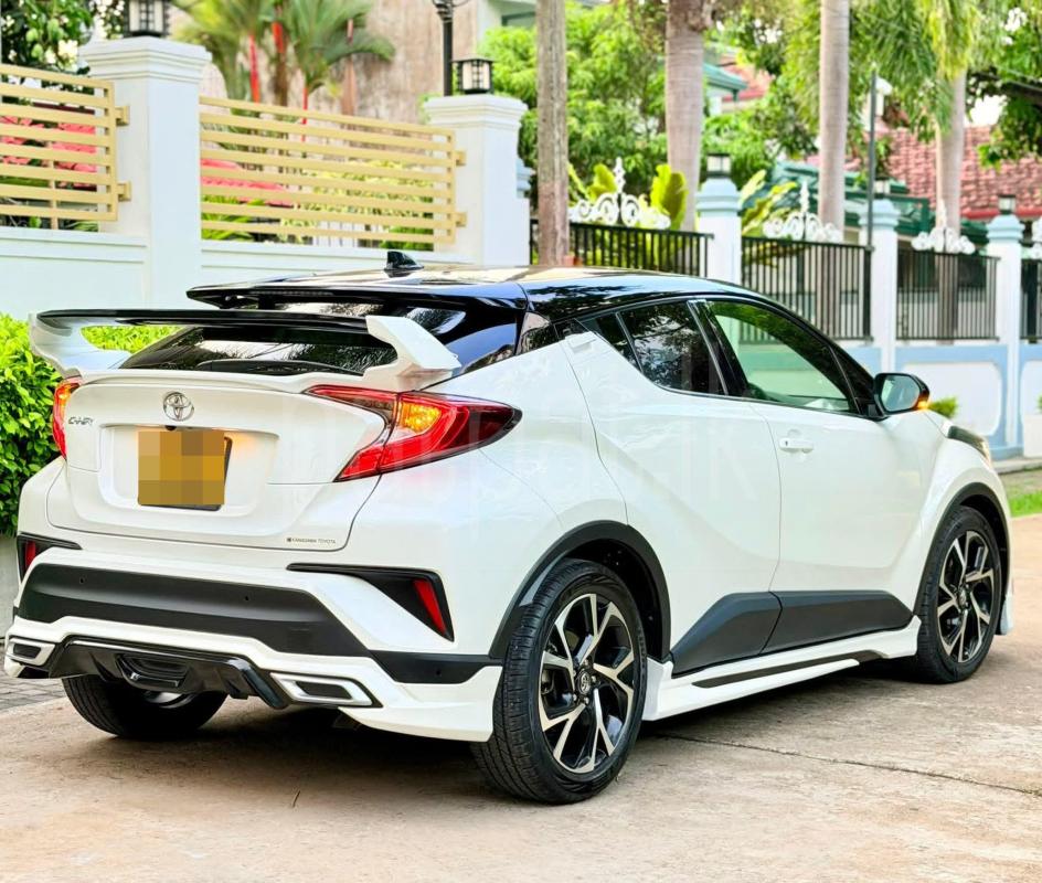 Toyota CHR 2018 - Used Car sale in Sri Lanka - patpat.lk
