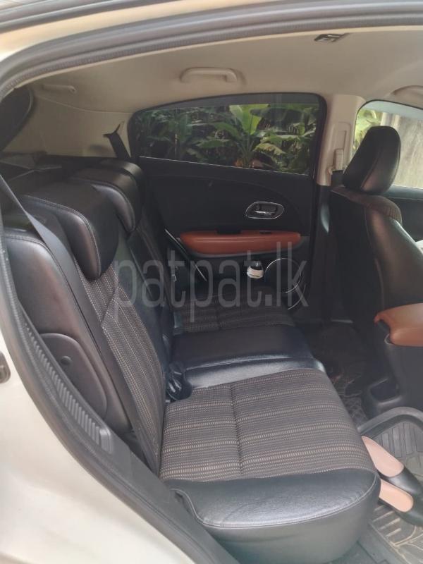 Advertisement image 6