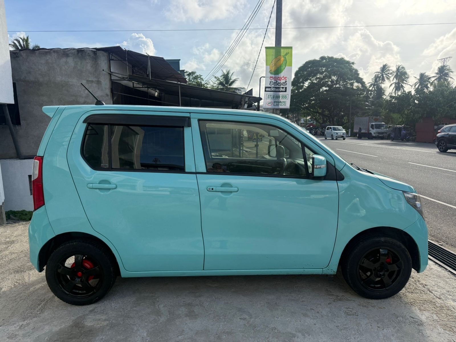 Suzuki Wagon R 2015 - பயன்படுத்தப்பட்டது கார் sale in Sri Lanka - patpat.lk