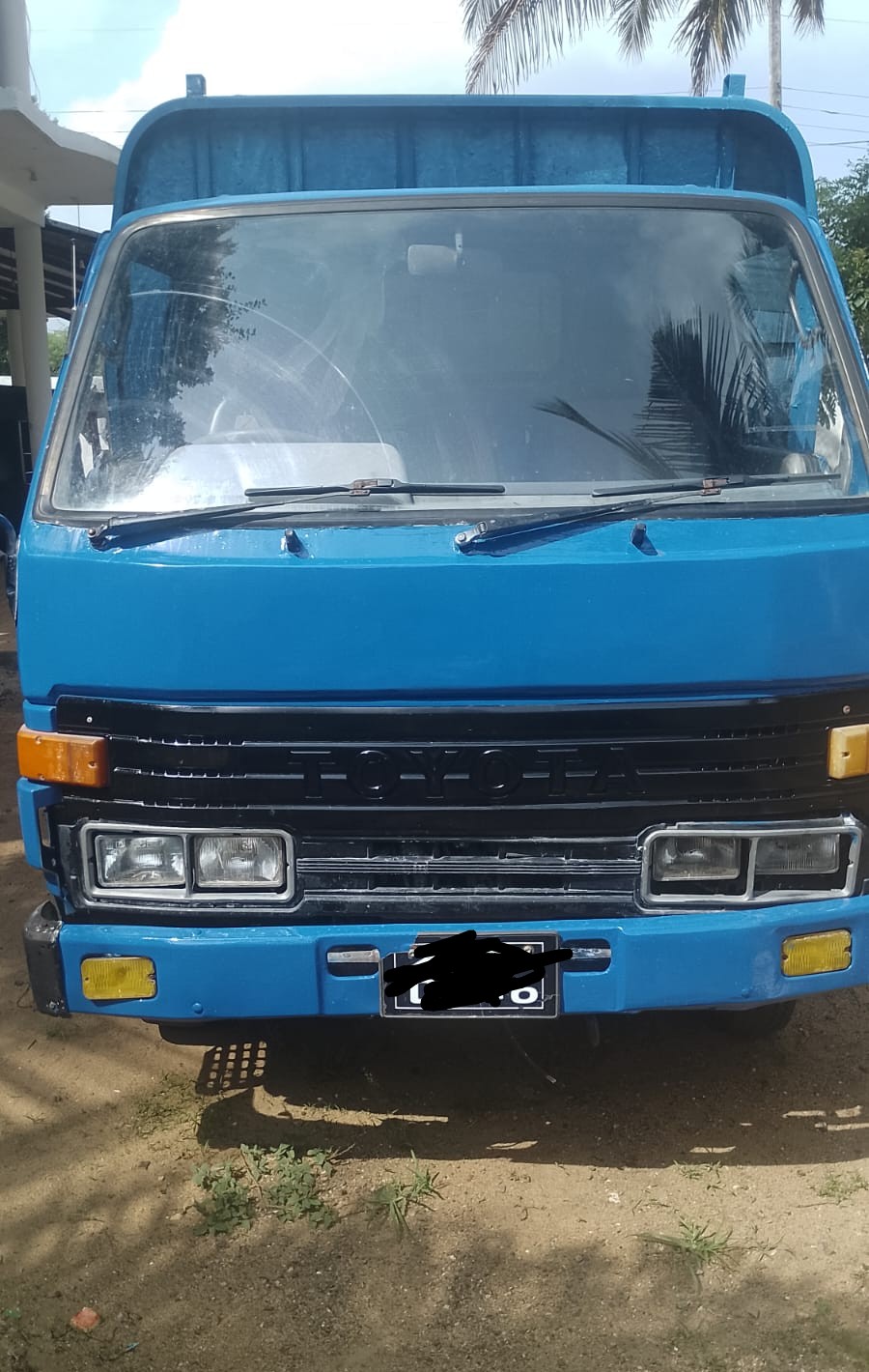 Toyota Dyna 1992 - பயன்படுத்தப்பட்டது டிரக் sale in Sri Lanka - patpat.lk
