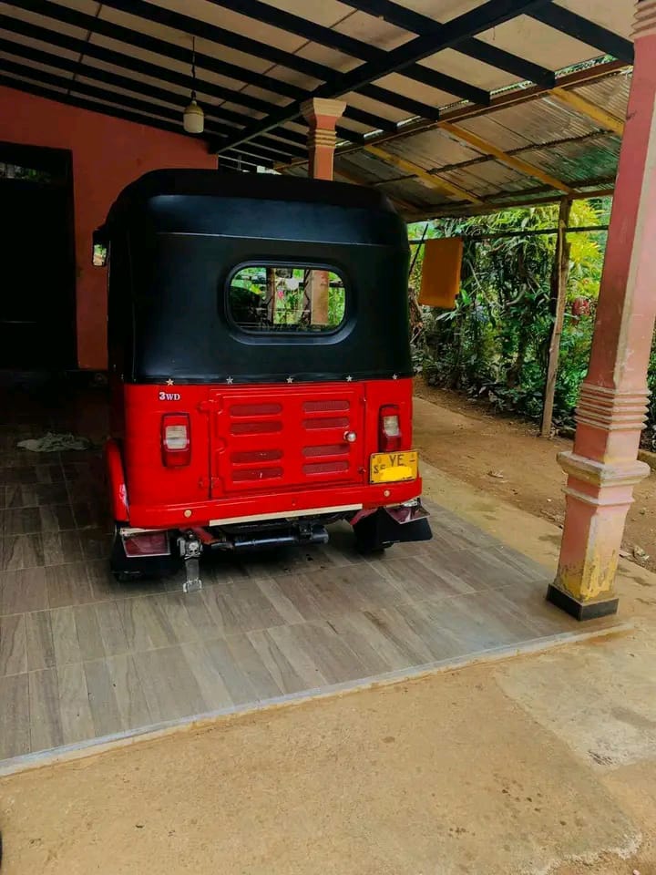 Bajaj Three Wheel 2010 - Used Three wheeler sale in Sri Lanka - patpat.lk