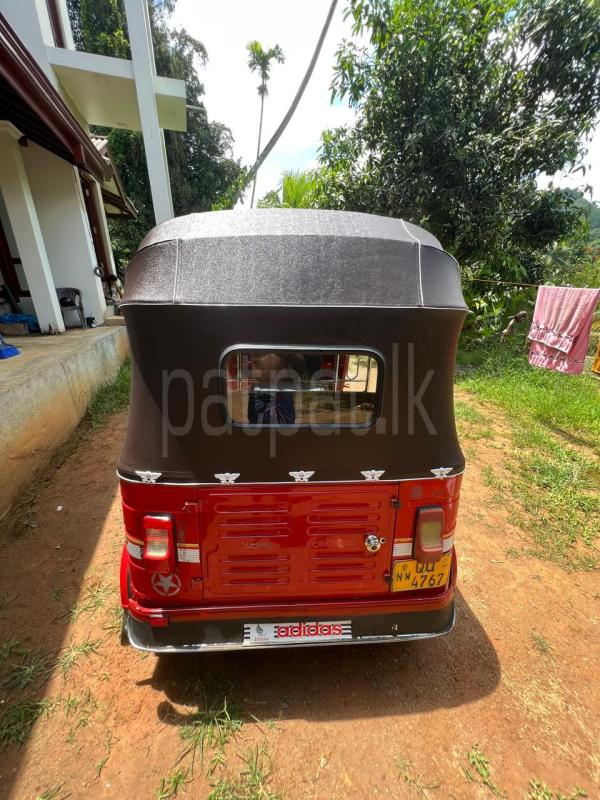 Bajaj Three Wheel 2009 - பயன்படுத்தப்பட்டது முச்சக்கர வண்டி sale in Sri Lanka - patpat.lk