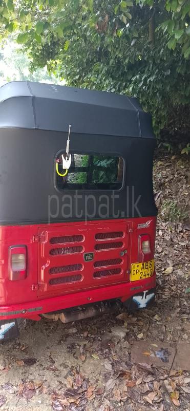 Bajaj 4 stroke 2017 - பயன்படுத்தப்பட்டது முச்சக்கர வண்டி sale in Sri Lanka - patpat.lk