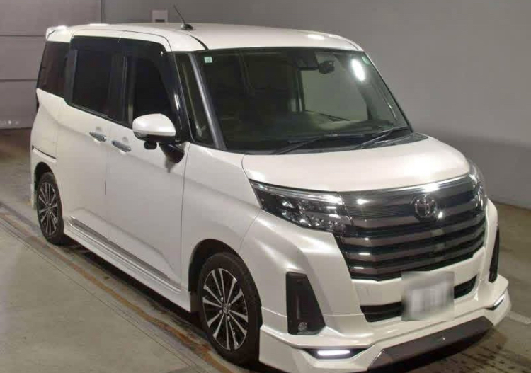 Toyota Roomy 2023 - Used Van sale in Sri Lanka - patpat.lk