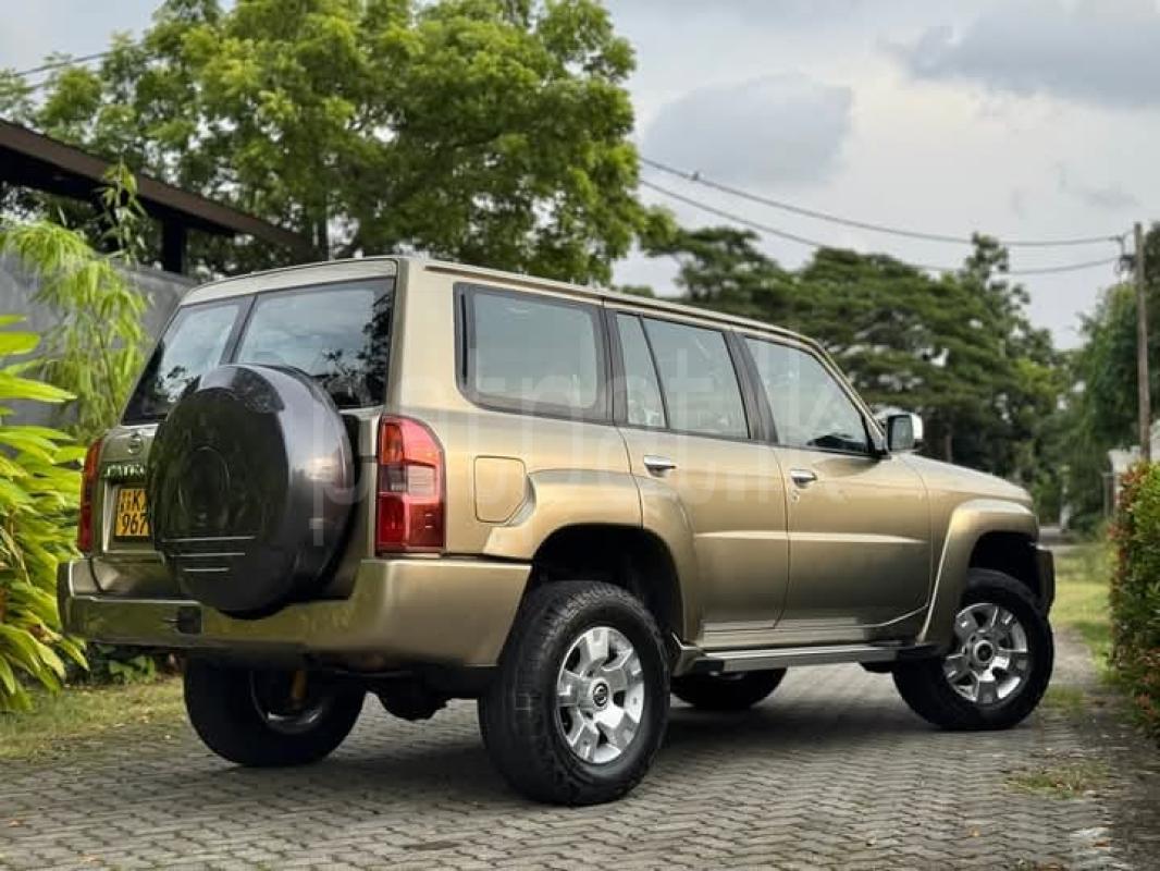 Advertisement image 6