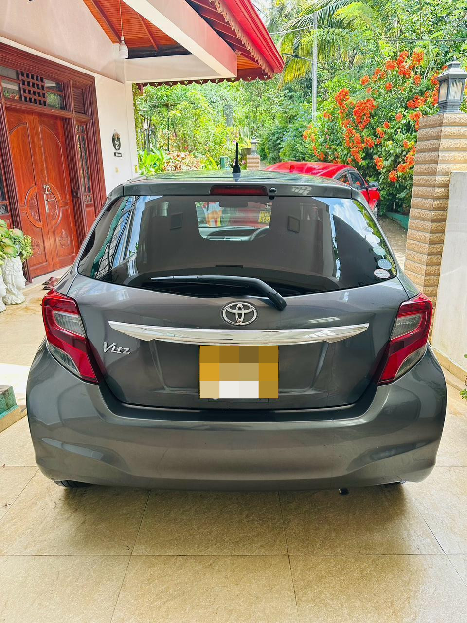 Toyota Vitz 2016 - Used Car sale in Sri Lanka - patpat.lk