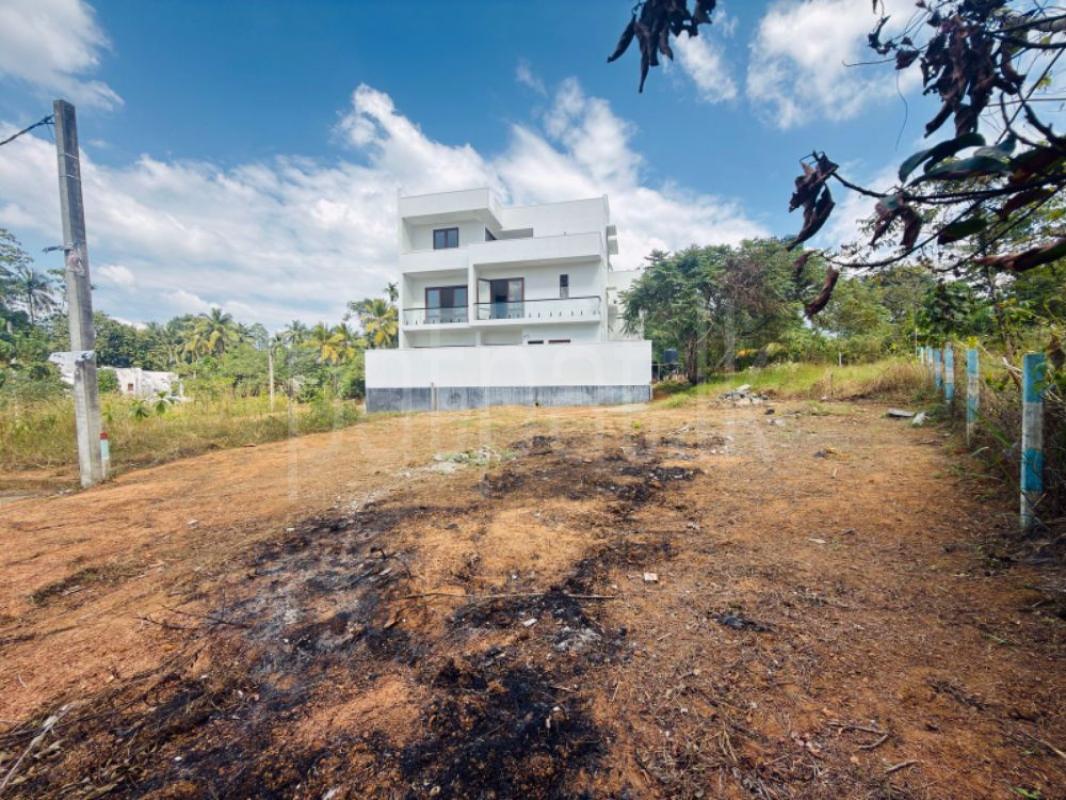 Residential Land for Sale in Kirillawala ads-image-1