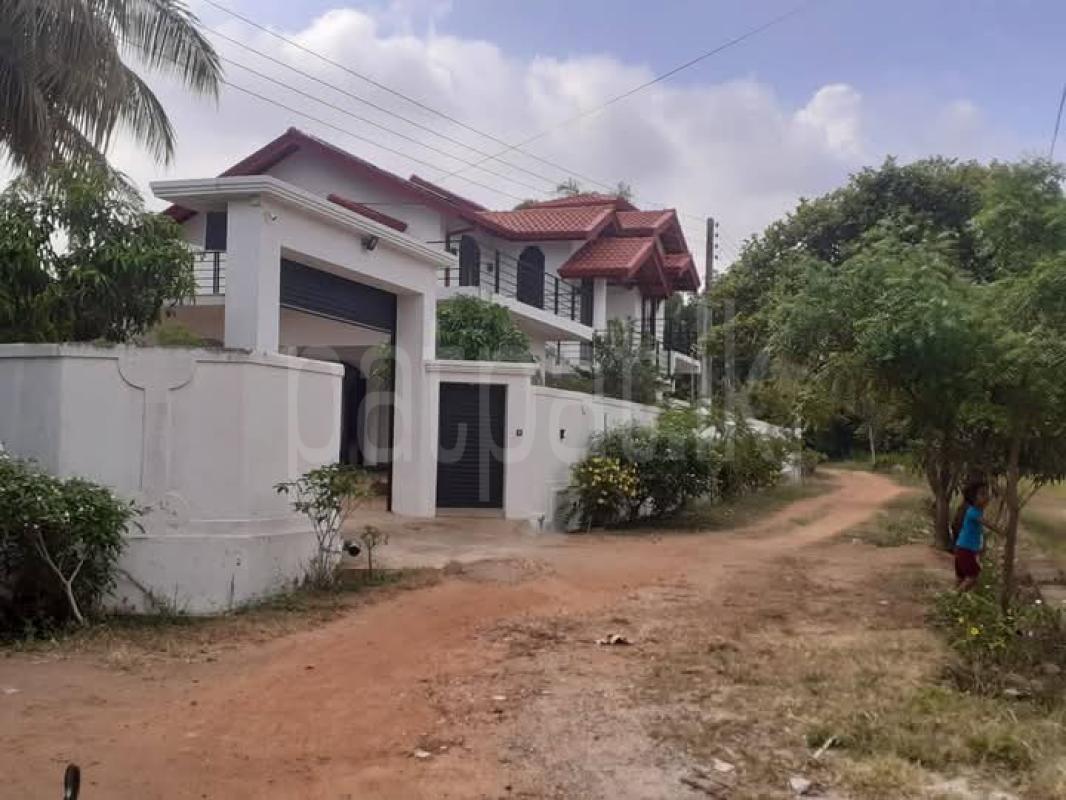 House for Sale in Naranwala ads-image-1