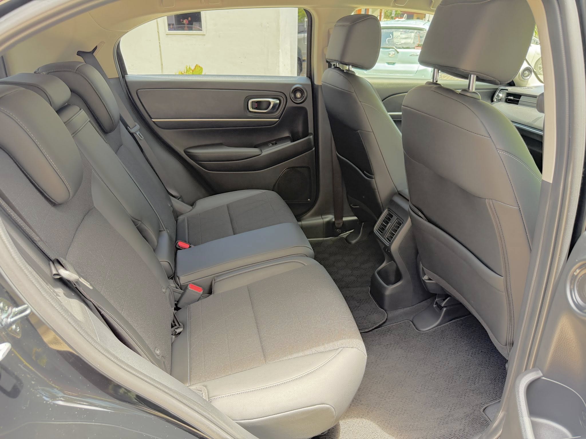 Advertisement image 6