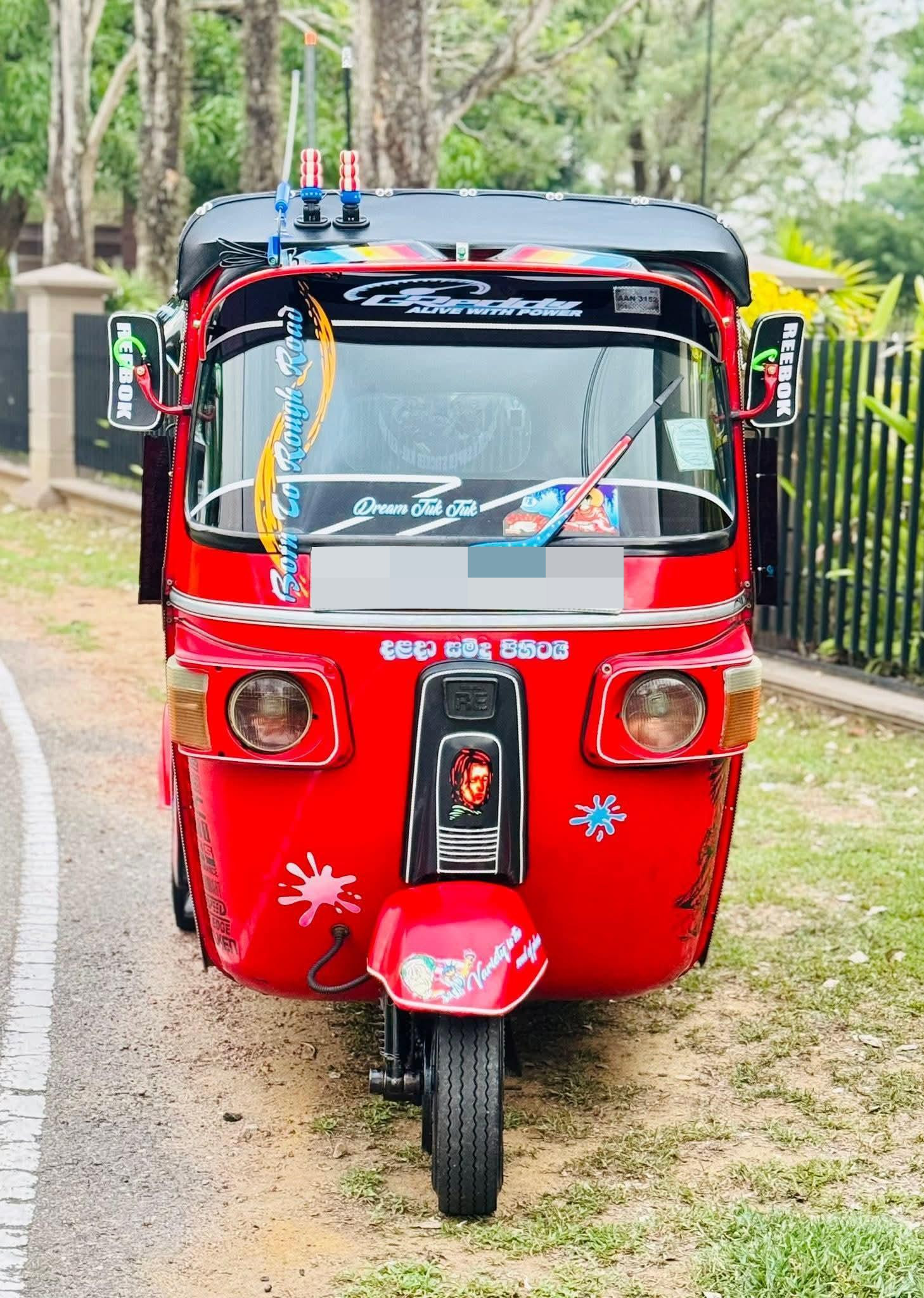Bajaj Three Wheel 2013 - பயன்படுத்தப்பட்டது முச்சக்கர வண்டி sale in Sri Lanka - patpat.lk