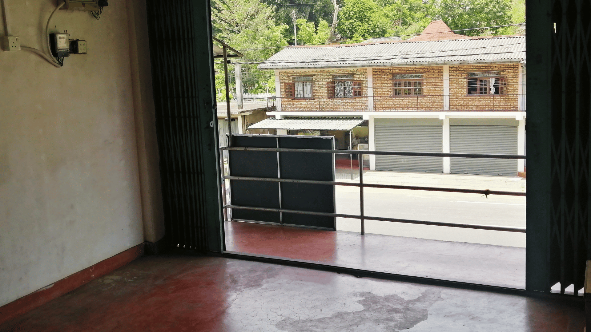 Shop for Rent in Polgolla