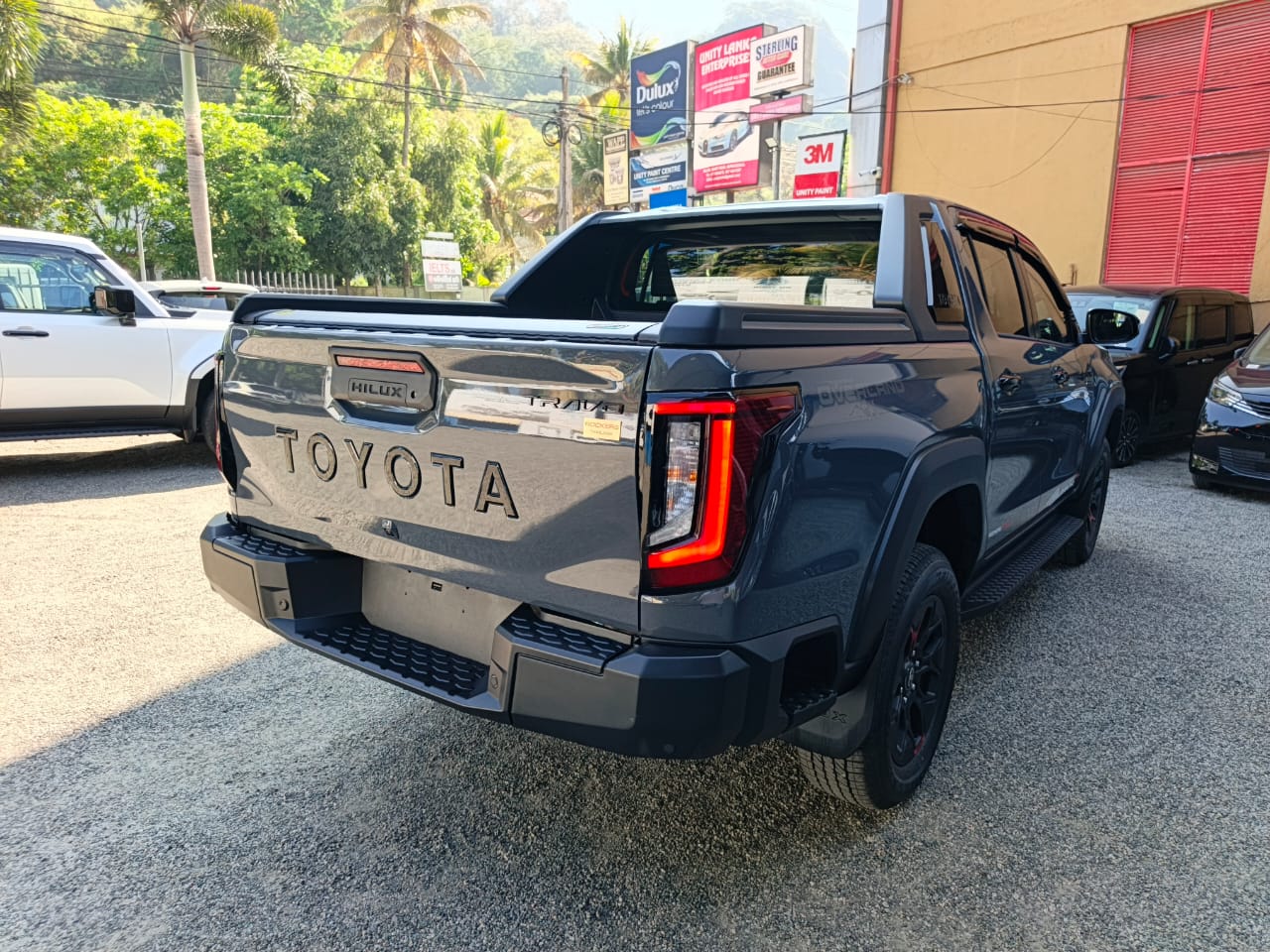 Toyota Hilux 2026 - சான்றளிக்கப்பட்டது சரக்கு போக்குவரத்து sale in Sri Lanka - patpat.lk