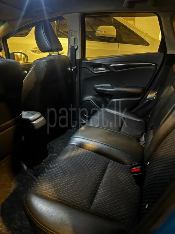 Honda Fit 2013 - භාවිතා කරන ලද කාර් sale in Sri Lanka - patpat.lk