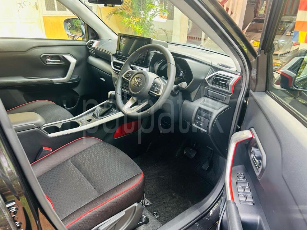 Advertisement image 6