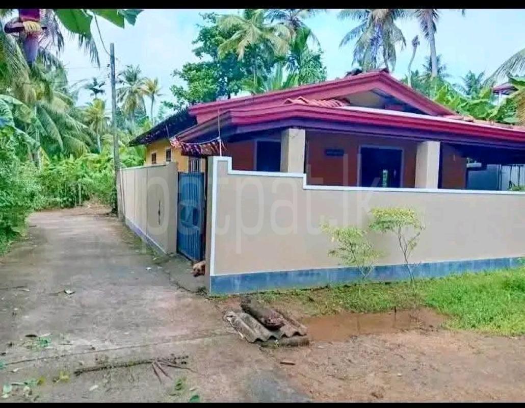 House for Sale in Panadura ads-image-1