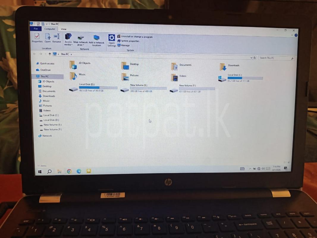 HP Laptop (Intel i3 6th Gen, 8GB RAM, SSD + HDD)