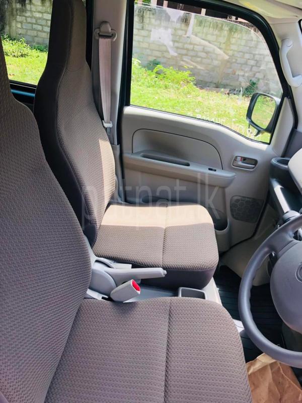 Advertisement image 6