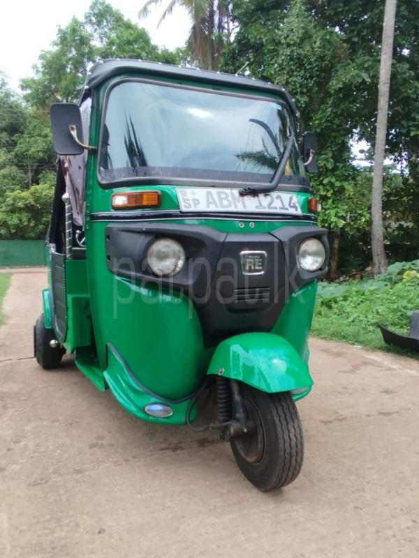 Bajaj Three Wheel 2015 - பயன்படுத்தப்பட்டது முச்சக்கர வண்டி sale in Sri Lanka - patpat.lk
