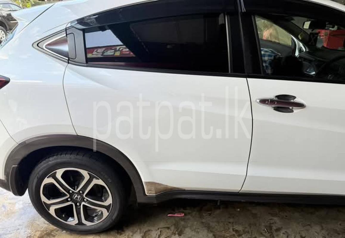 Advertisement image 4