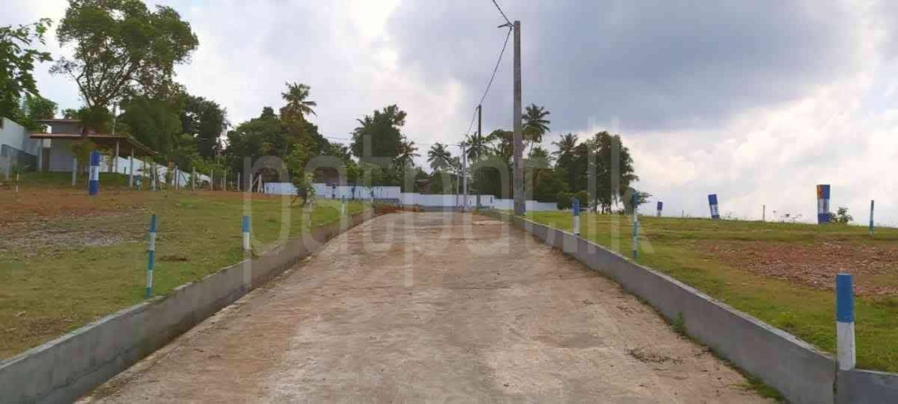 Residential Land for Sale in Kadawatha