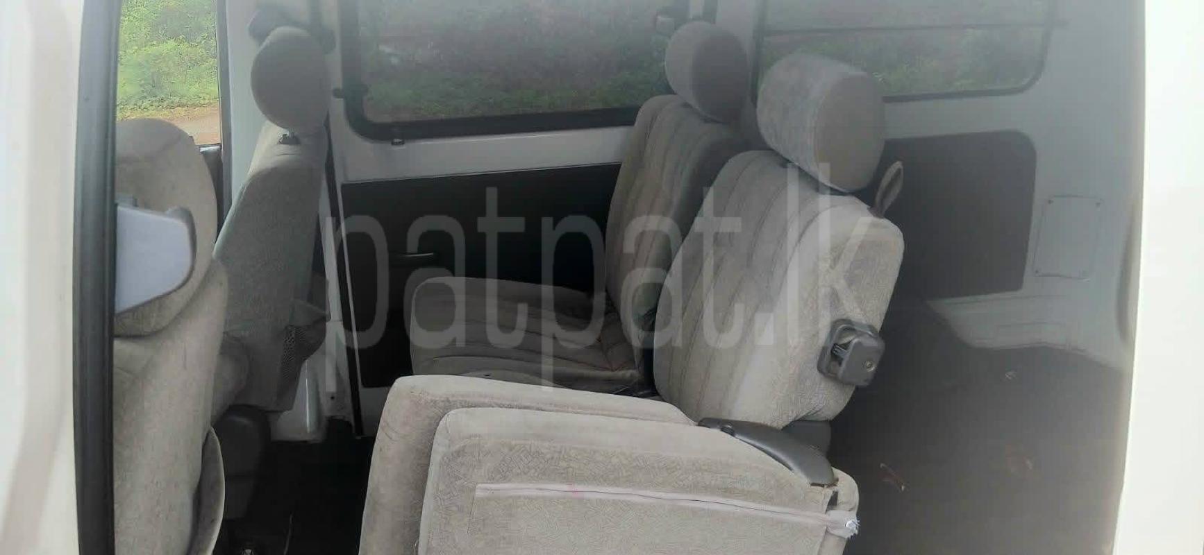 Toyota Noah 1999 - பயன்படுத்தப்பட்டது வேன் sale in Sri Lanka - patpat.lk