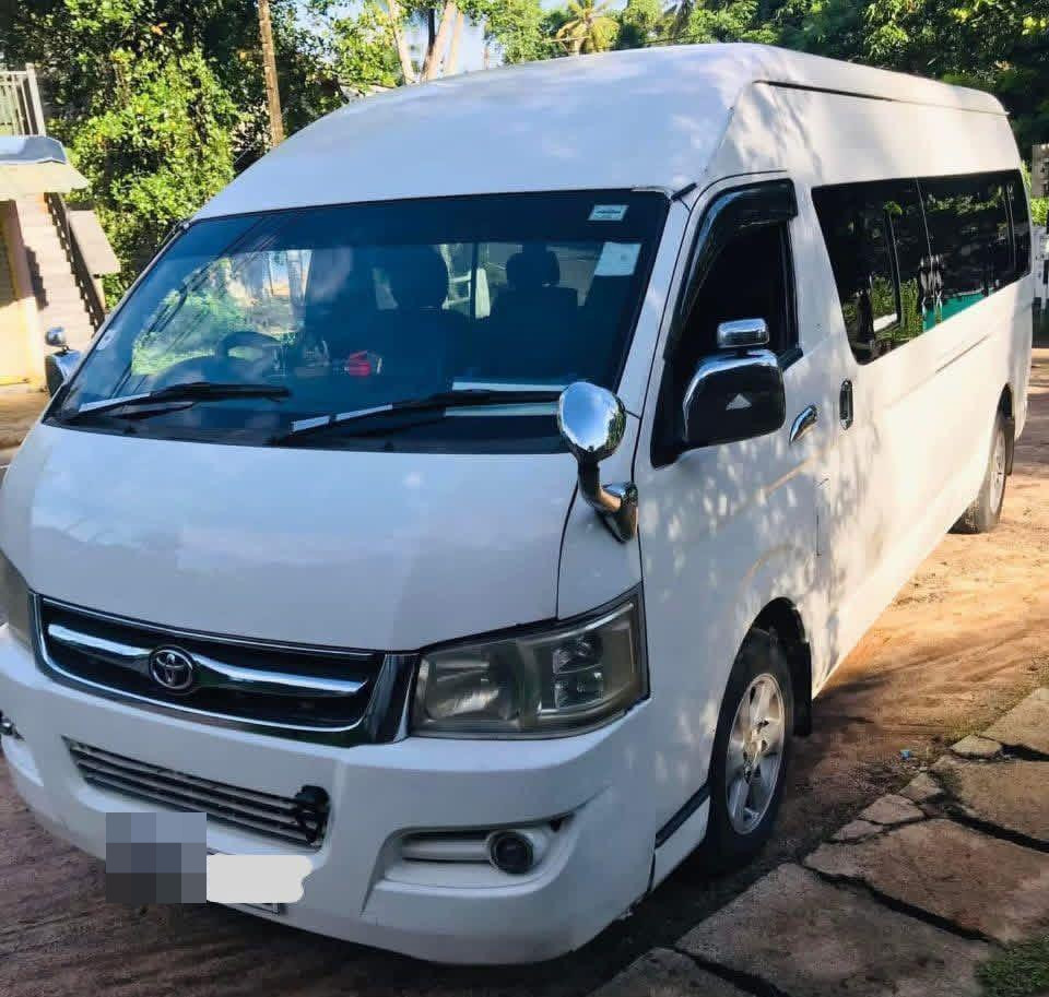 Toyota Hiace 2013 - Used Van sale in Sri Lanka - patpat.lk
