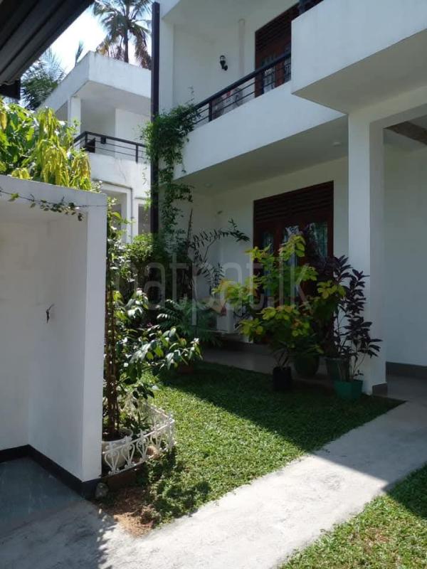 House for Sale in Athurugiriya ads-image-1
